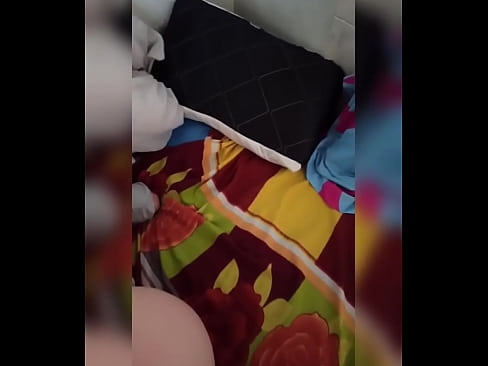 ❤️ Ҳамҳуҷраи ман дар хона танҳо мемонад, зеро шавҳараш ба рухсатӣ меравад ва ман аз фурсат истифода бурда, ӯро сиҳат мекунам ва харашро аз шир пур мекунам ️ Шлюсҳо дар мо
